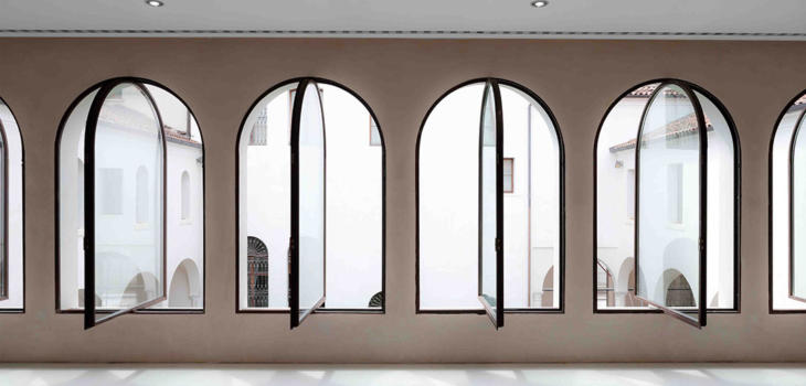patinated antique look Windows